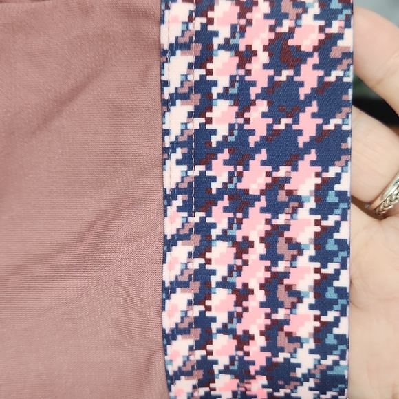 Fabletics Powertouch Front Twist Tank - Picture 6 of 6